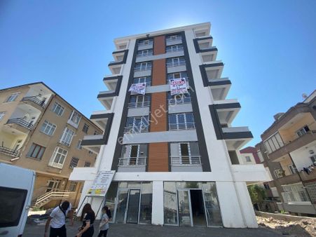 Ygc-fuzuli Cad Girişli Kurumsala Kiralık Sıfır 250 M2 Mağaza