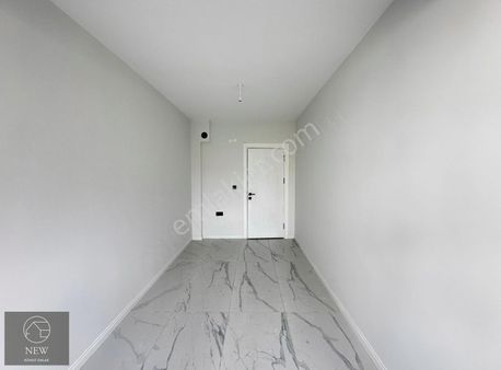 New Emlak'tan Hatboyu-2 Caddesinde Geniş 3+1 Daire