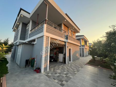 Didim Retürk'te Müstakil, Havuzlu, Geniş Bahçeli Villa