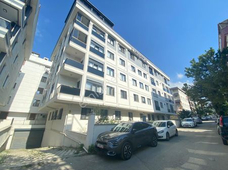 ▃artemin▃küçükyalı'da Merkezi Konumda Balkonlu 80m² Lüks 2+1!