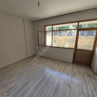 Saglık Mah Zemın Kat 3+1 Satılık Daire