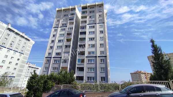 Remax Arma'dan Karabağlar Yaşar Kemal Mah. Kiralık 3+1 Daire