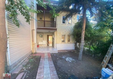 Kuttaş'tan Çayyolunda Harika Konumdaki Güvengir Sitesinde 4+1 Tripleks Villamız Kiralıktır