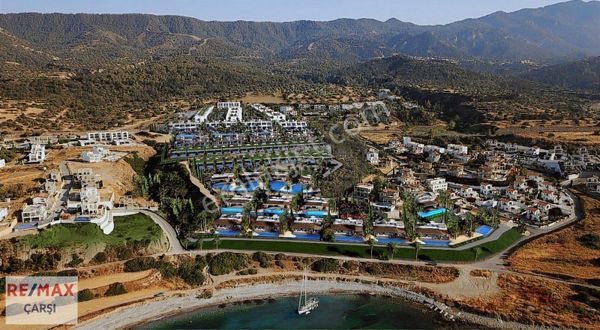 Remax Çarşıdan Bahamas Homes 1+1 Satılık Bahçe Katı