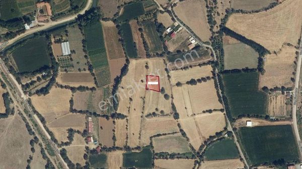 Ulaş (varaz) Köyün De 918m2 Tek Tapulu Satılık Arazi