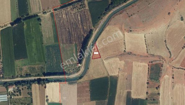 896 M2 Ulaş (varaz) Köy Yoluna Sıfır Tek Tapulu Satılık Arazi