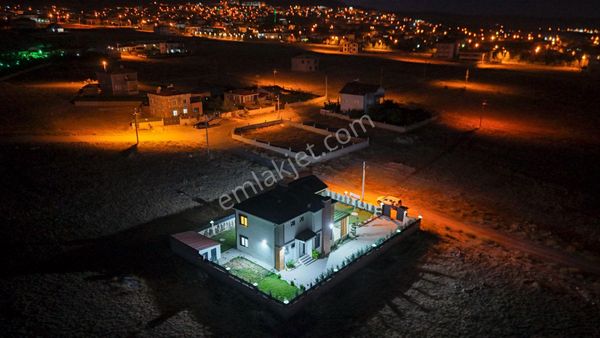 Cm Emlaktan Koyunluda 600 M2 Arsa İçerisinde 300m2 Ultra Lüks Dubleks