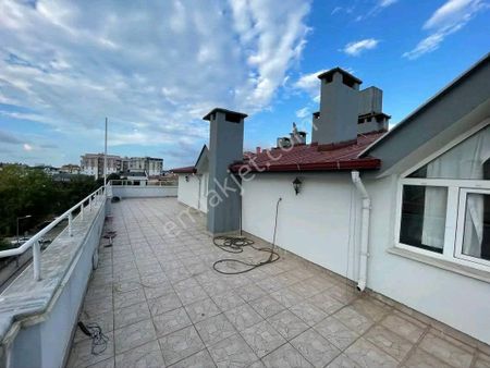 Samsun Atakum Mimarsinan Mahallesinde Asansörlü 5+1 Satılık Dubleks