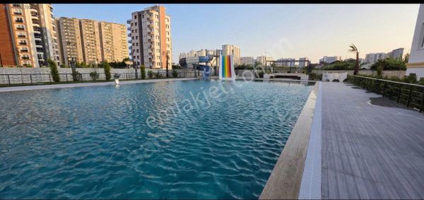 Royal Emlaktan Tömükte Full Eşyalı Lüx 1+1 Daire