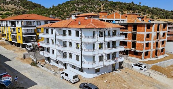 Remax Mavi Den Pamukova Nın En Güzel Yerinde Lüx 2+1 Daire