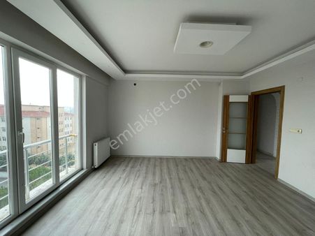 Tuşba Emlaktan Kiralık 3+1 Kat 3 Daire