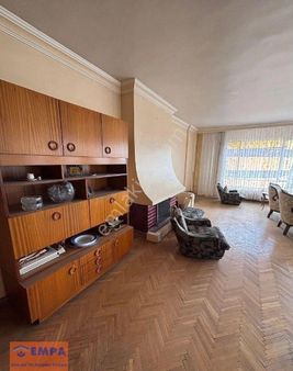 Empa'dan Tunalı'nın Merkezinde, Otoparklı, Geniş, Kilerli 3+1 Daire