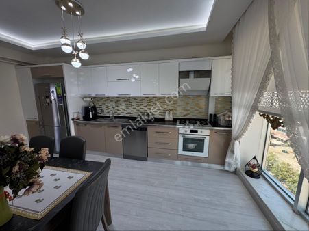 Evrim Alataş Caddesi Üzeri Satılık Sıfır Ayarında 3+1