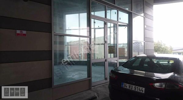 İkitelli Org San İpkas Pilastikcler İş Merkezinde 150 M2 Satılık