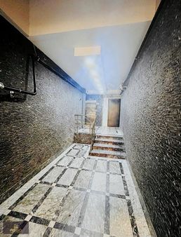 Asgo Dan Atatürk Caddesi Üzeri Plaza İçerisinde Eşyalı 1+1 Daire