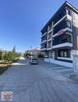 Vezirev Emlak'tan Taşkale Mah. 1+1 Asansörlü Kiralık Sıfır Daire