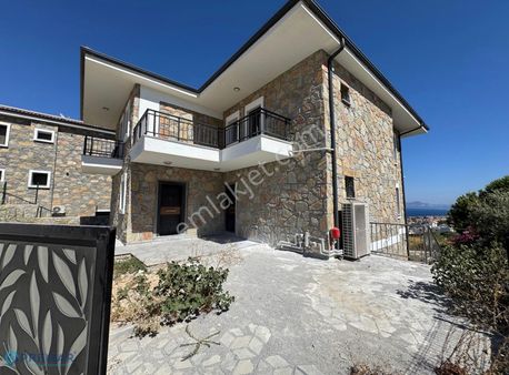 Premar Datça Deniz Manzaralı Bahçeli Otoparklı İkiz Müsatkil