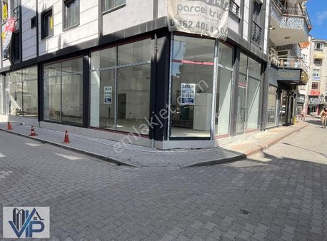 Bafra Vıp Gym'den Eski Meydanda Satılık Dükkan