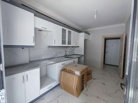 Tekirdağ Çerkezköy İstasyon Mahallesi'nde Kiralık 2+1 Daire