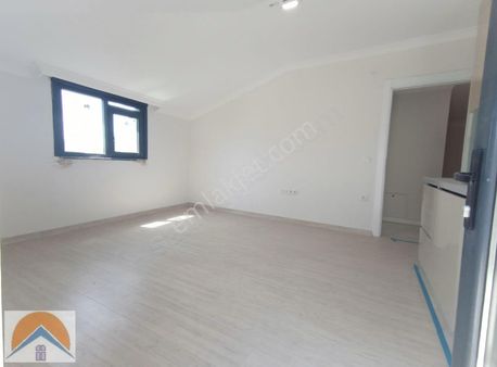 Mimarsinan Mahallesinde 4+1 Çatı Dubleks Lüks Daire