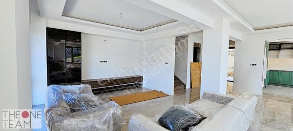 Esentepede Göl Manzaralı Satılık Lüks Villalar