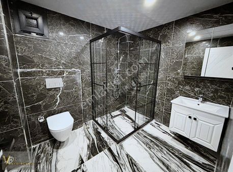 //var Gayrimenkul'den//büyük Teraslı 145m2 Ful+ful Ultra Lüx 2+1