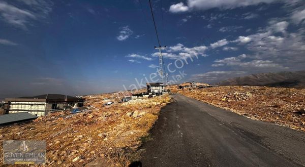 Güven Emlak'tan Tecde Kanal Üstü Malatya Manzaralı Villalık Arsa