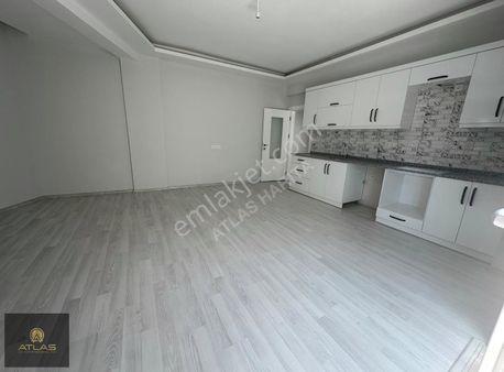Atlas Emlak'tan Aşağıpazar Mah. 2+1 Satılık Açık Mutfak Daire