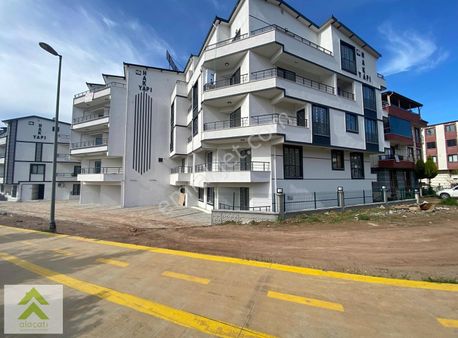 Kartepe Ataevler Mh'de Satılık 2+1 Çatı Dubleks Daire