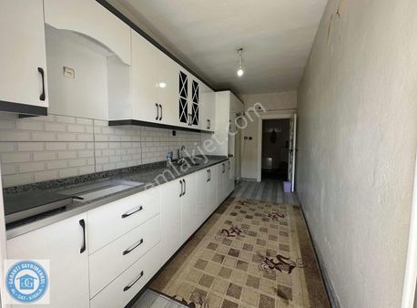 Beş Nisan Mahallesinde Satılık 2+1 Bakımlı Daire