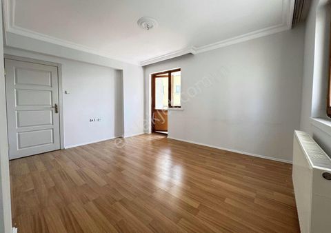 Derman'dan*karapürçek Hastahane Yak*135m2*2 Katta*iskanlı*