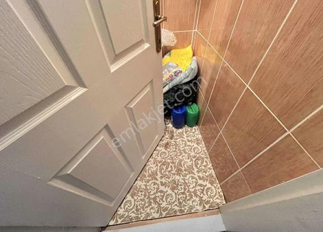 Derman'dan*2+1*y.giriş*100m2*başak Mah*altında Daire Mevcut*