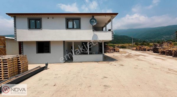 Akyazıda Hazır Binaları Ve Arsası Satılık Uygun Rakam