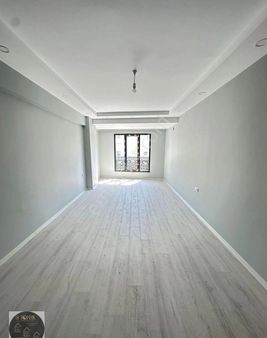 Tranavaya 2 Dakika Çarşamba Pazarına Paralel