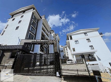 Gündoğdu Site İçerisinde Kiralık Ara Kat 1+1 Daire