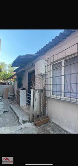 Ümraniye Dumlupınar'da 117,93 M2 Gecekondulu Arsa