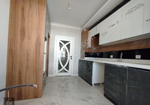 Yenikent M.kemalde Okullar Bölgesi %80 Kredili Ful Yapılı 3+1 Yüksek Giriş Daire