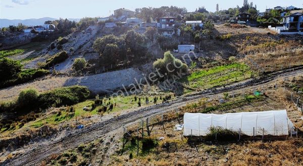 ""gazi Emlak""akköy'de 436 M2 İmarlı Manzaralı Yerleşim Yerinde