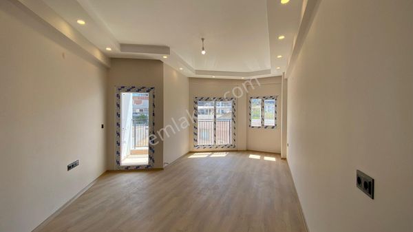 Aydın Kuşadası Güzelçamlıda Satılık 2+1 Sıfır Yapım Daire