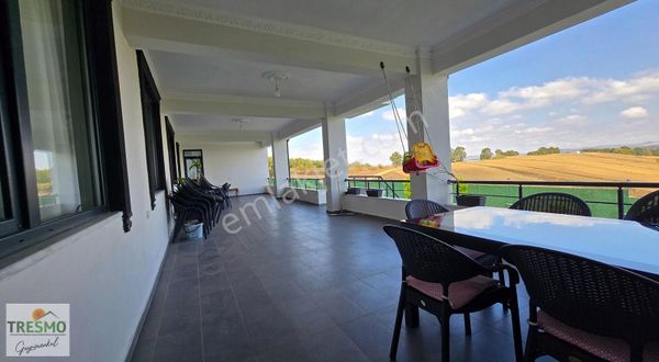 Geredeli Köyünde Gölet Manzaralı Havuzlu 10.116 M² Satılık Tarla