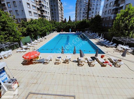 Taşdelen Merkez Megakent Sitesinde Yola Cephe 2+1 Satılık Daire