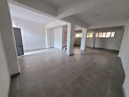 Üç Kardeşler'den Merkez Mh 100m2 Kiralık Dükkan