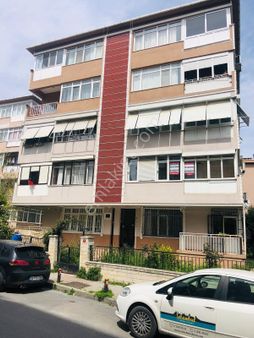 Bakırköy Kartaltepe'de İncirli Caddesine Yakın 3+1 Satılık Daire