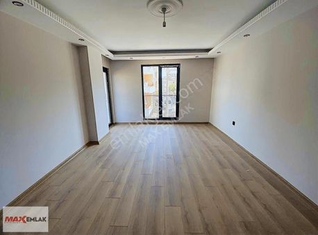 Kazım Karabekir Mah. Merkezi Lokasyonda Satılık 2+1 Ara Kat