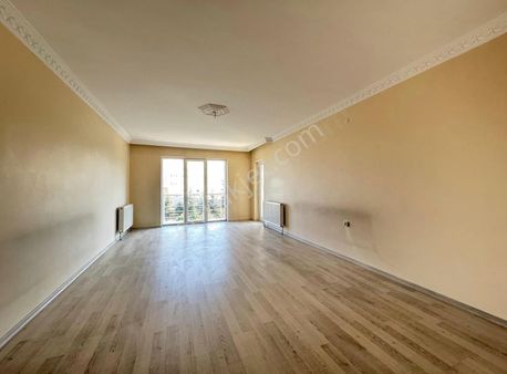 Ascelik"den"4+1 Lüx Yapili Masrafsız Cift Banyolu Geniş M2 Daire