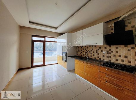 Onur Emlak Şefikcan Kılınçaslan Mah. Site İçi 3+1 Satılık Daire