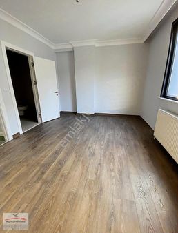 Yenimahalle Tramvayda Ebeveynli Satılık 3+1 Daire