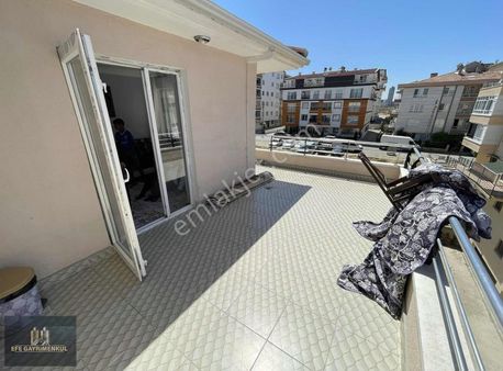 Efe Gayrimenkul'den Manzaralı Yapılı Okul+cadde Dibi 4+1!!!