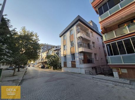 Deka Gayrimenkul'den Denizevlerin De 1+1 Tramvay Ve Pazara Cephe