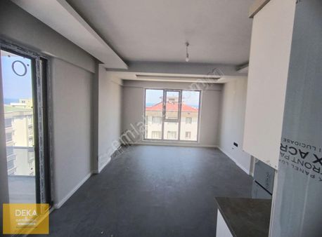 Deka Gayrimenkulden İsliklal Mah. Deniz Manzaralı 1+1 Lüx Daire